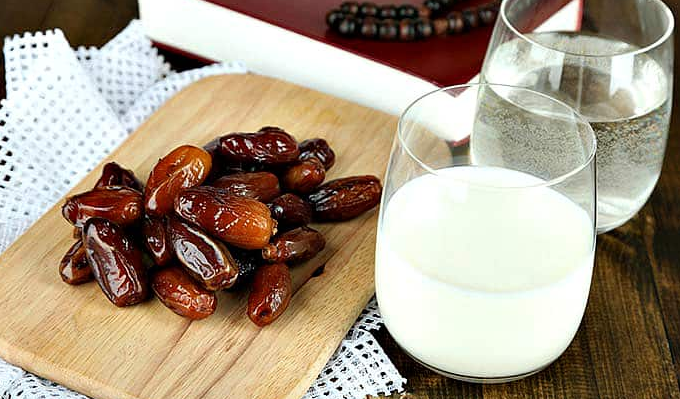 Drinking Milk with Dates